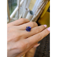 5.25 Ct. Tanzanite from Tanzania Life Style