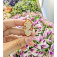 9.33 Ct. Coral from Italy Life Style