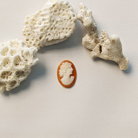 2.39 Ct. Coral from Italy Life Style
