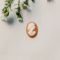 3.17 Ct. Coral from Italy Life Style