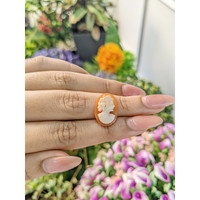 3.89 Ct. Coral from Italy Life Style