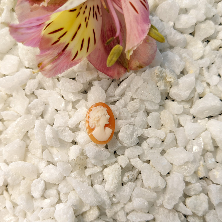 2.51 Ct. Coral from Italy