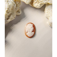 3.48 Ct. Coral from Italy Life Style