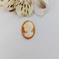 5.08 Ct. Coral from Italy Life Style