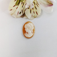 5.91 Ct. Coral from Italy Life Style