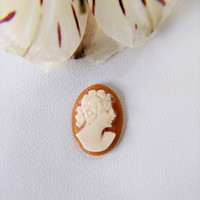 3.09 Ct. Coral from Italy Life Style