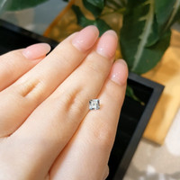 0.40 Ct. Aquamarine from Mozambique Life Style