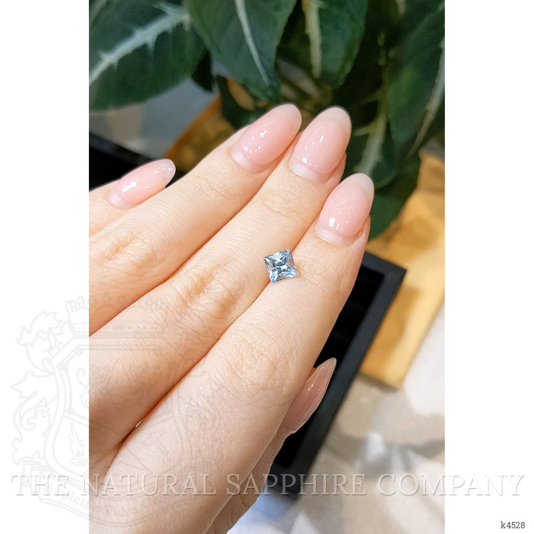 0.81 Ct. Aquamarine from Mozambique