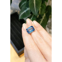 9.27 Ct. Topaz from Ceylon (Sri Lanka) Life Style