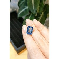 9.27 Ct. Topaz from Ceylon (Sri Lanka) Life Style