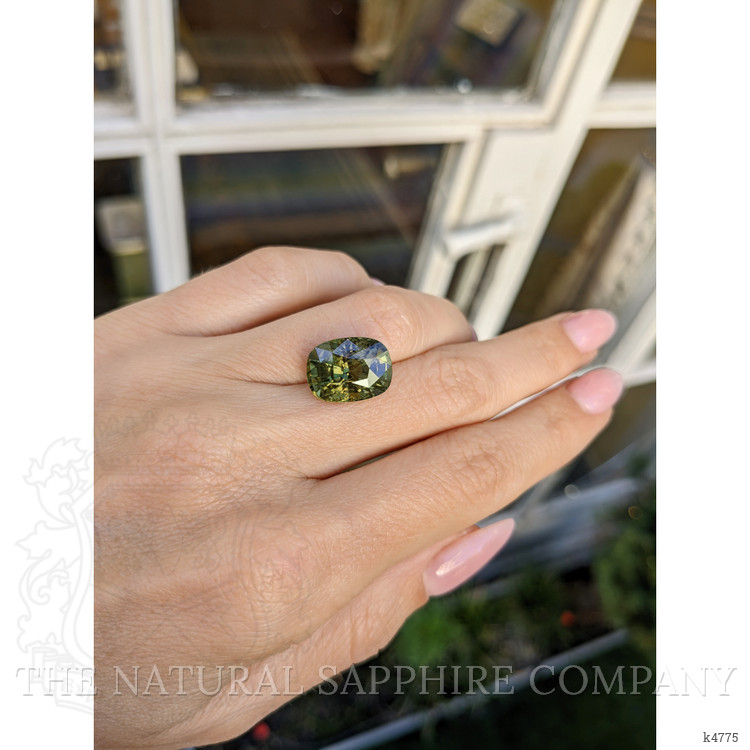 10.43 Ct. Alexandrite from Ceylon (Sri Lanka)