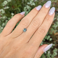 0.86 Ct. Alexandrite from Russia Life Style