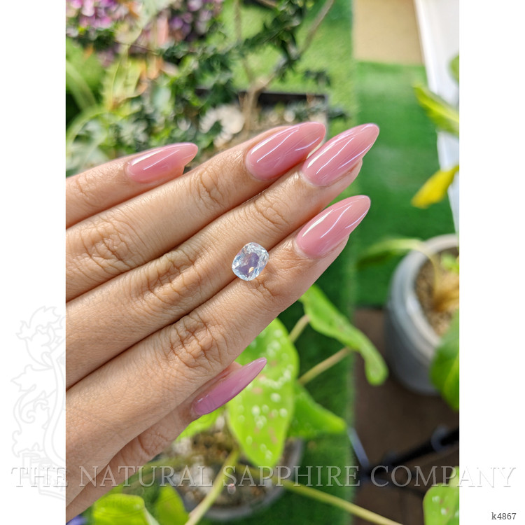 1.42 Ct. Moonstone from Ceylon (Sri Lanka)