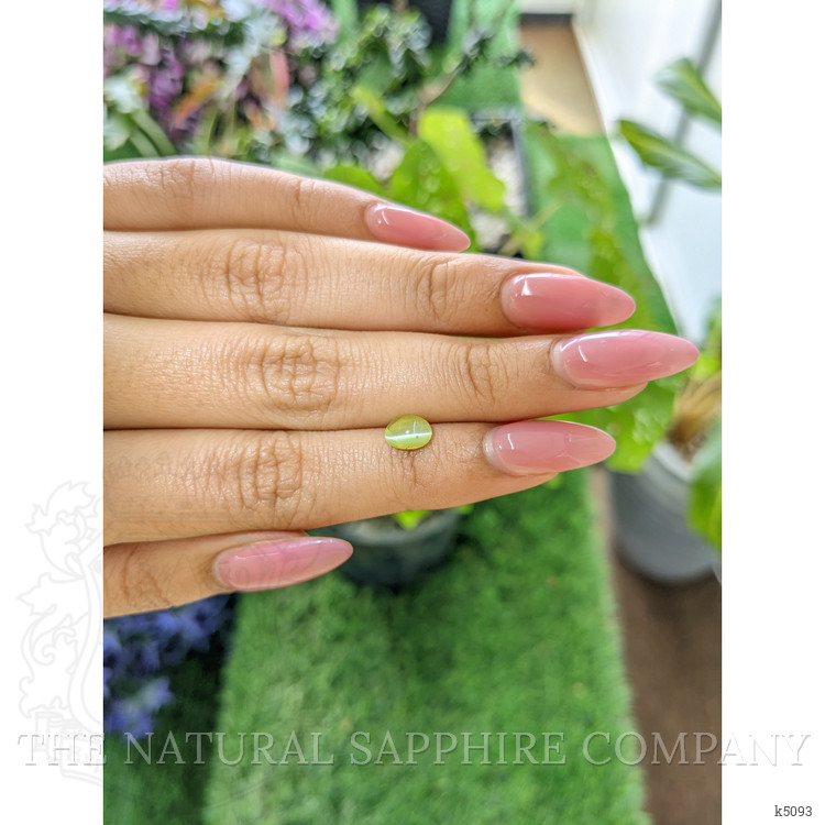 0.99 Ct. Cabochon Chrysoberyl from Ceylon (Sri Lanka)