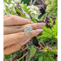 21.76 Ct. Zircon from Ceylon (Sri Lanka) Life Style