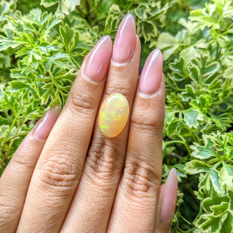 5.85 Ct. Cabochon Crystal/Jelly Opal from Australia