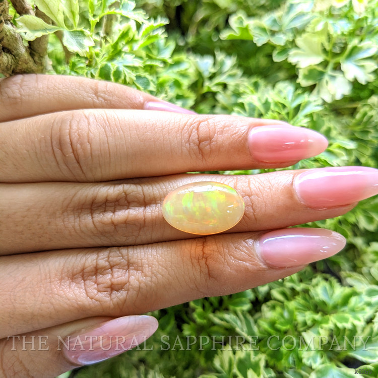 5.85 Ct. Cabochon Crystal/Jelly Opal from Australia