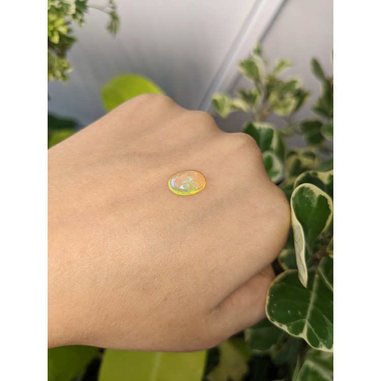 1.82 Ct. Cabochon Crystal/Jelly Opal from Australia