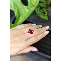 4.84 Ct. Rubellite Tourmaline from Mozambique Life Style