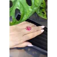 7.53 Ct. Rubellite Tourmaline from Mozambique Life Style