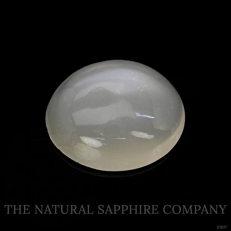 3.99 Ct. Cabochon Moonstone from Ceylon (Sri Lanka)
