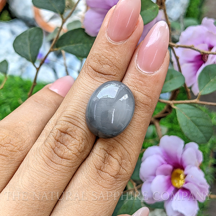 22.87 Ct. Cabochon Moonstone from Ceylon (Sri Lanka)