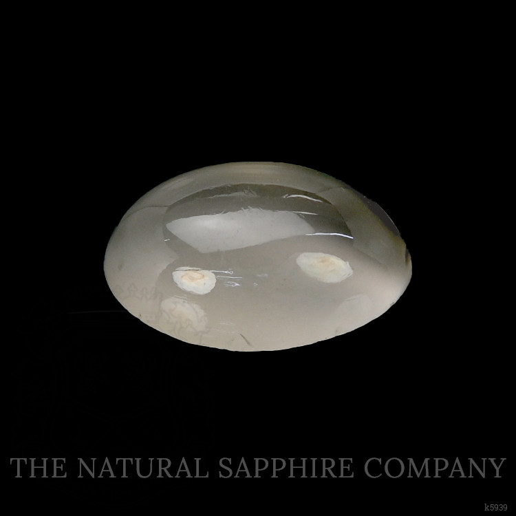 4.82 Ct. Cabochon Moonstone from Ceylon (Sri Lanka)