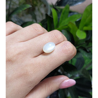 6.65 Ct. Cabochon Moonstone from Ceylon (Sri Lanka) Life Style