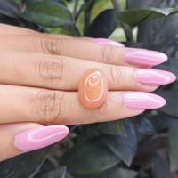 13.67 Ct. Cabochon Moonstone from Ceylon (Sri Lanka) Life Style