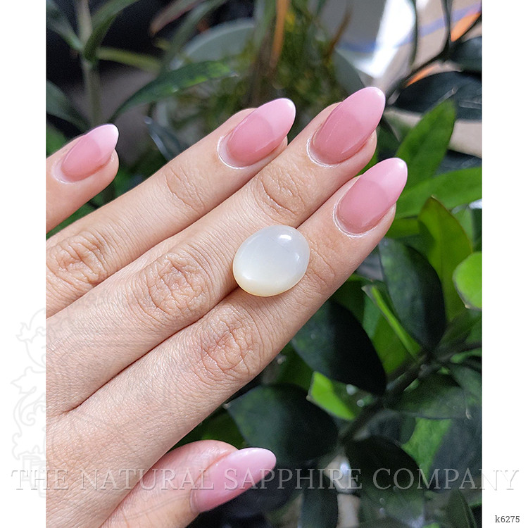 11.58 Ct. Cabochon Moonstone from Ceylon (Sri Lanka)