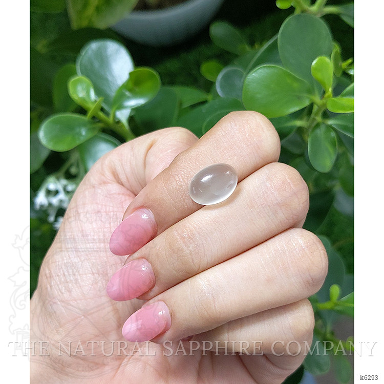 6.51 Ct. Cabochon Moonstone from Ceylon (Sri Lanka)