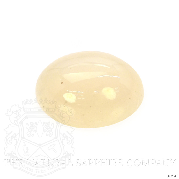 6.89 Ct. Cabochon Moonstone from Ceylon (Sri Lanka)