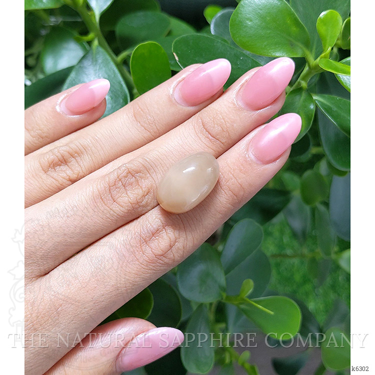 24.41 Ct. Cabochon Moonstone from Ceylon (Sri Lanka)