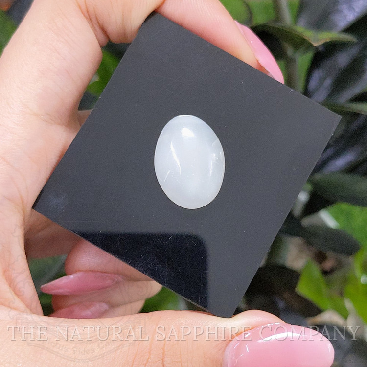 12.30 Ct. Cabochon Moonstone from Ceylon (Sri Lanka)