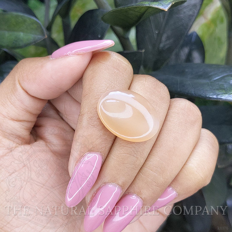 14.13 Ct. Cabochon Moonstone from Ceylon (Sri Lanka)