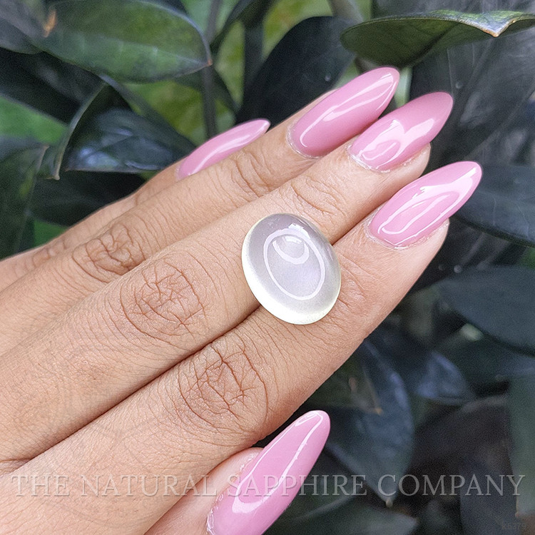 15.28 Ct. Cabochon Moonstone from Ceylon (Sri Lanka)