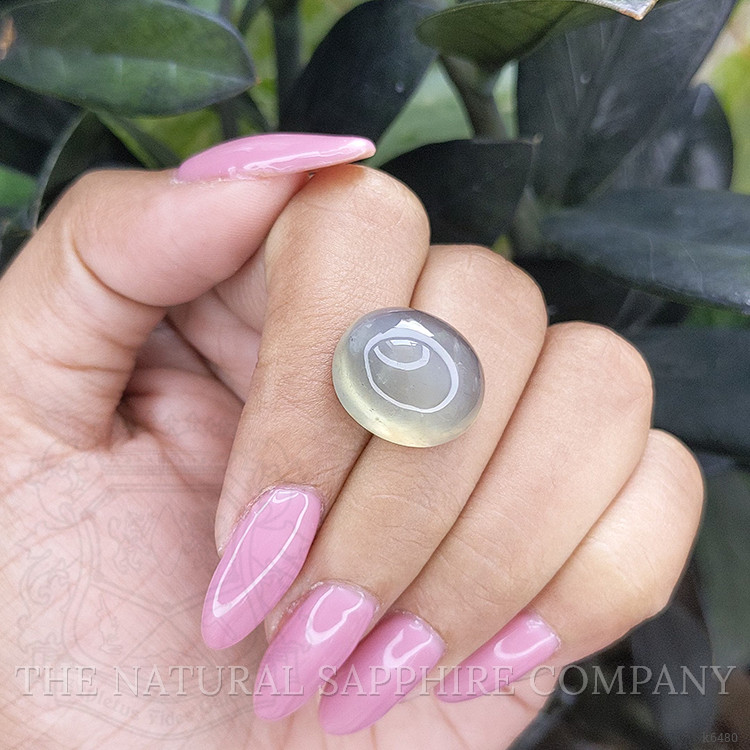 15.45 Ct. Cabochon Moonstone from Ceylon (Sri Lanka)