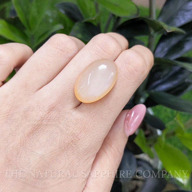 32.53 Ct. Cabochon Moonstone from Ceylon (Sri Lanka)