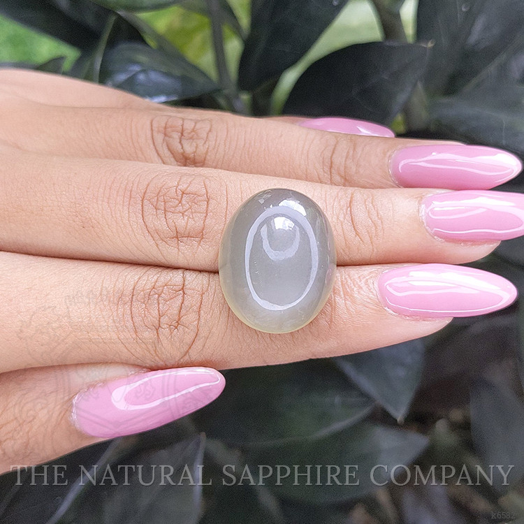 33.32 Ct. Cabochon Moonstone from Ceylon (Sri Lanka)