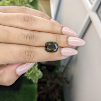 8.18 Ct. Alexandrite from Ceylon (Sri Lanka) Life Style