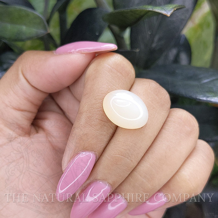 11.13 Ct. Cabochon Moonstone from Ceylon (Sri Lanka)