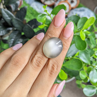22.96 Ct. Cabochon Moonstone from Ceylon (Sri Lanka) Life Style