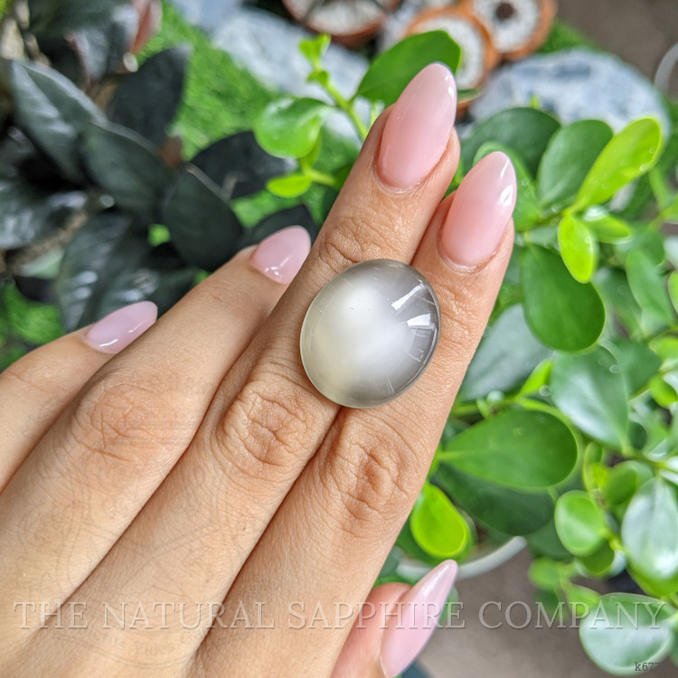 22.96 Ct. Cabochon Moonstone from Ceylon (Sri Lanka)