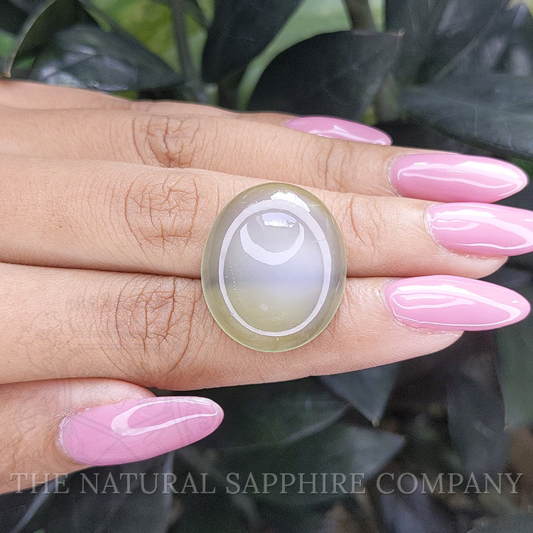 22.96 Ct. Cabochon Moonstone from Ceylon (Sri Lanka)