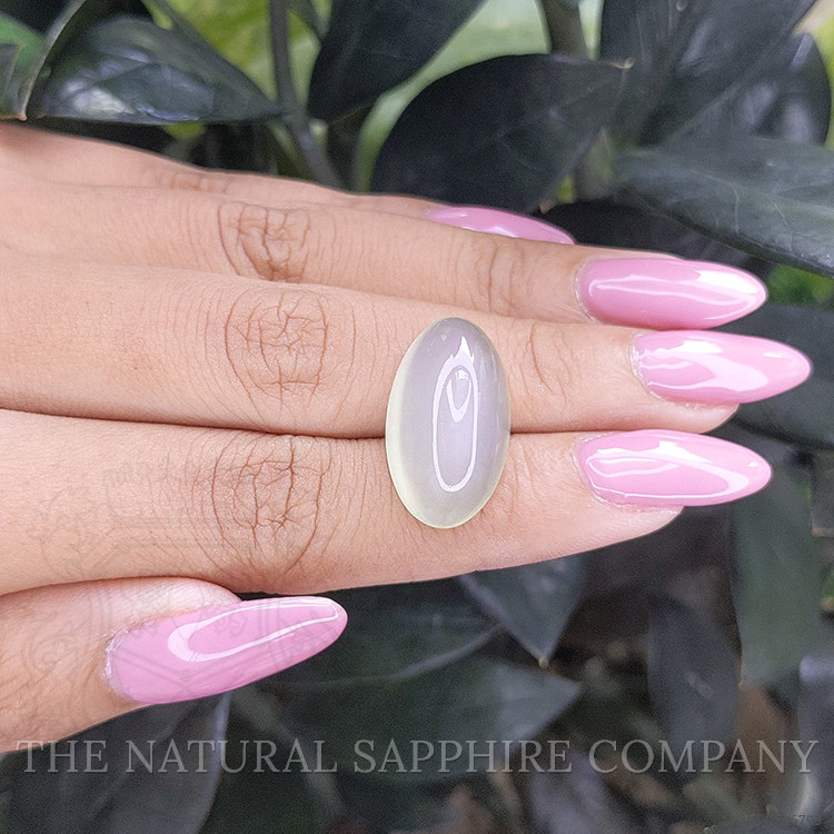 17.91 Ct. Cabochon Moonstone from Ceylon (Sri Lanka)