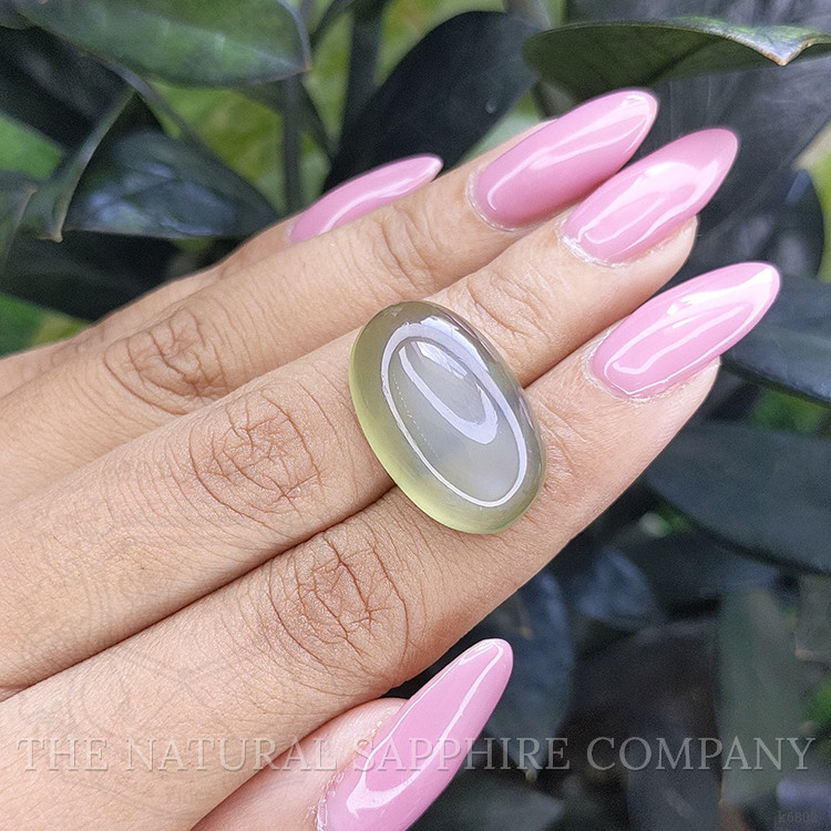 21.17 Ct. Cabochon Moonstone from Ceylon (Sri Lanka)