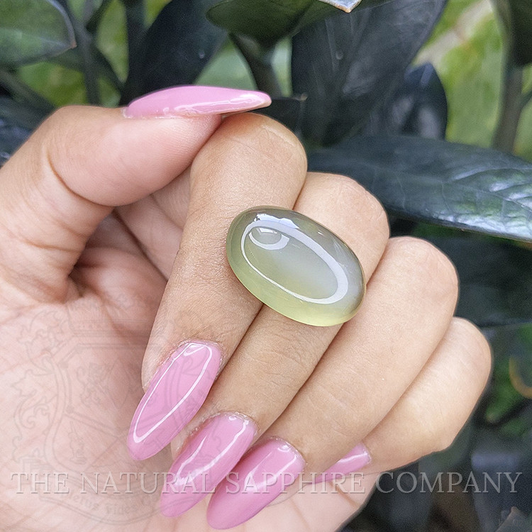 21.17 Ct. Cabochon Moonstone from Ceylon (Sri Lanka)