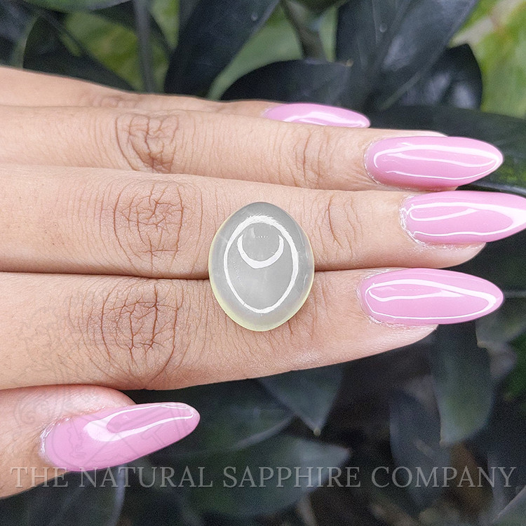 15.76 Ct. Cabochon Moonstone from Ceylon (Sri Lanka)