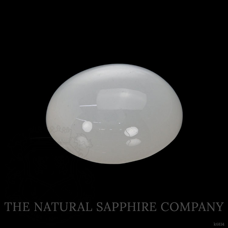 9.44 Ct. Cabochon Moonstone from Ceylon (Sri Lanka)