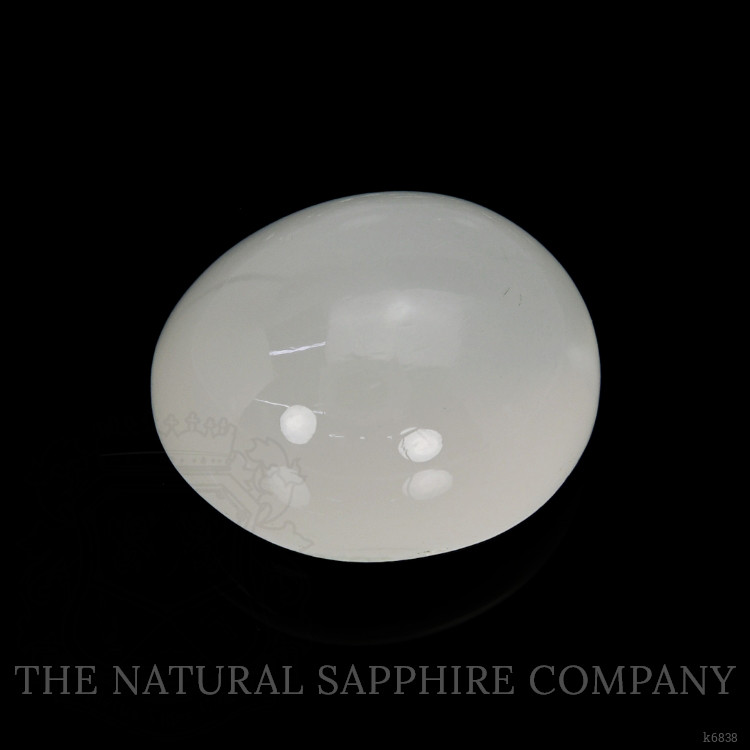 8.52 Ct. Cabochon Moonstone from Ceylon (Sri Lanka)